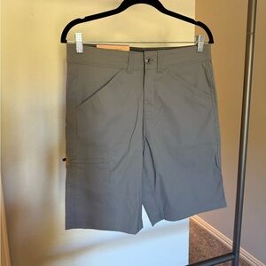 Eddie Bauer Men's Cargo Shorts in Gray